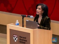 Ira Noviarti Ungkap Transformasi Pasar Asia di Harvard Business School