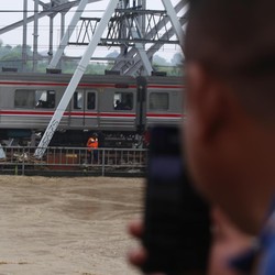 Fakta-Fakta Banjir yang Bikin Bekasi Lumpuh