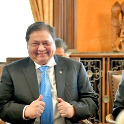 Airlangga Lapor ke Prabowo Soal Kondisi Ekonomi Terkini, Begini Isinya