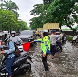 Cuaca Ekstrem, BMKG 'Ramal' Curah Hujan Tinggi Seminggu ke Depan