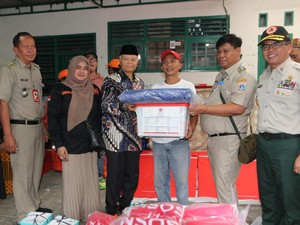 Jakarta Banjir Lagi, HNW Salurkan Bantuan dan Puji Gerak Cepat Pemerintah
