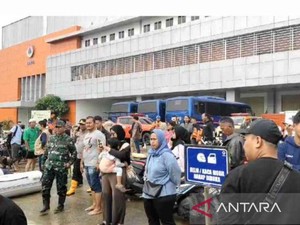 Banjir Bekasi: Sejumlah Perumahan di Jatiasih Terendam, Ada yang 3 Meter