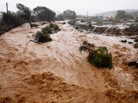 Senasib dengan Bekasi, Potret Banjir Dahsyat Hantam Spanyol
