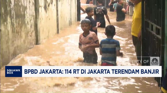 114 RT Jakarta Masih Terendam Banjir & 2 Ruas Jalan Tergenang