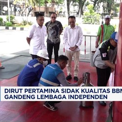 Video: Dirut Pertamina Sidak Kualitas BBM di SPBU
