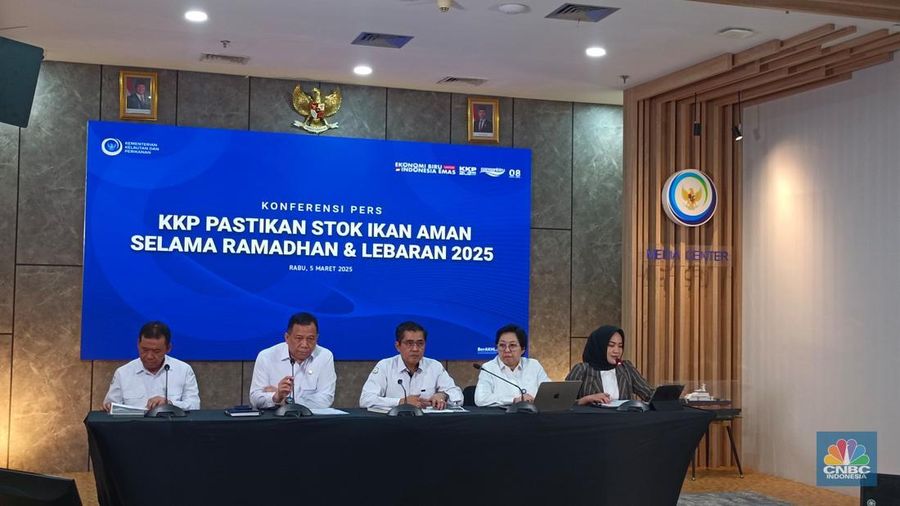 Konferensi Pers bertema “KKP Pastikan Stok Ikan Aman Selama Ramadhan & Lebaran 2025” di Media Center KKP, Rabu (5/3/2025). (²©²ÊÍøÕ¾/Martyasari Rizky)
