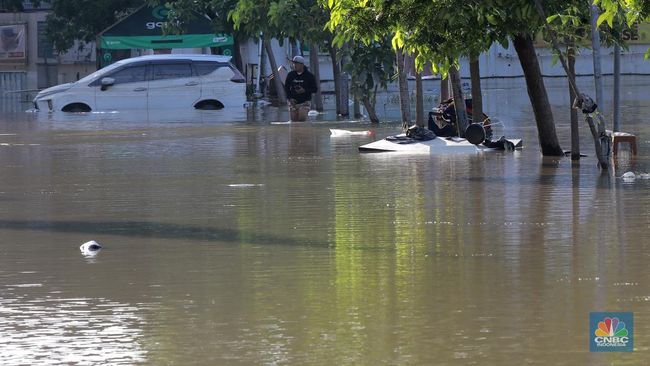 Biang Kerok Banjir Bandang di Puncak Hingga Jakarta Terkuak!