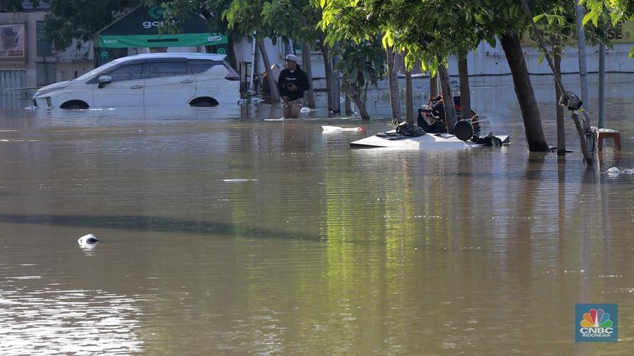Mega Bekasi Hypermall terdampak banjir. (CNBC Indonesia/Muhamad Sabki)