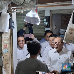 Harga Cabai Terbang ke Rp120.000, Zulhas Beberkan Biang Keroknya.