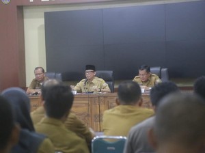 Teddy Fokus Selesaikan Masalah Sampah dan Infrastruktur di OKU