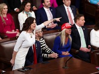 Panas! Momen Anggota Kongres Partai Demokrat Walkout Saat Trump Pidato