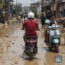 Banjir Besar Melanda Jabodetabek, Bos Asuransi Ngomong Soal Kerugian