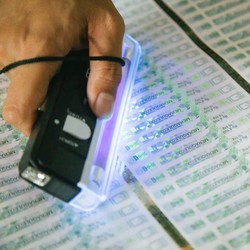 Bea Cukai dan Peruri Rilis Desain Baru Pita Cukai Tahun 2025