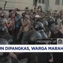 Video: Dana Pensiun Dipangkas, Warga Argentina Marah