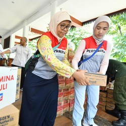 Relawan Pertamina Peduli Bantu Warga Terdampak Banjir Bekasi