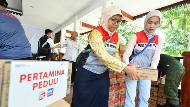 Relawan Pertamina Peduli Bantu Warga Terdampak Banjir Bekasi