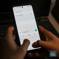 BTS Palsu Kirim SMS Kuras Rekening ke HP, Kapolri Buka Suara
