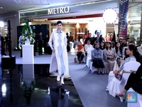 Festive Raya Fashion Show, Sajian Koleksi 4 Desainer Ternama Indonesia