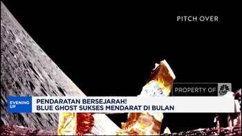 Video: Momen Bersejarah! Blue Ghost Sukses Mendarat di Bulan