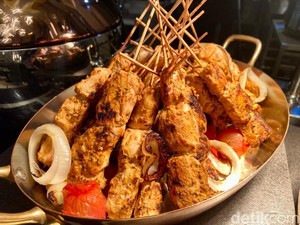 Nikmatnya Buka Puasa dengan Shish Tawook dan Sei Sapi