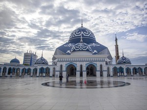 Bolehkah Bangunan Masjid Dijadikan Mahar Pernikahan dalam Islam?