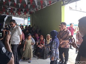 Gibran Tinjau Cek Kesehatan Gratis di Banten, Andra Soni-Kapolda Dampingi
