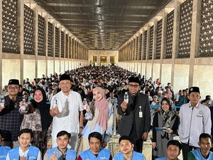 Le Minerale Gandeng Zaskia Sungkar Buka Puasa Bersama di Masjid Istiqlal