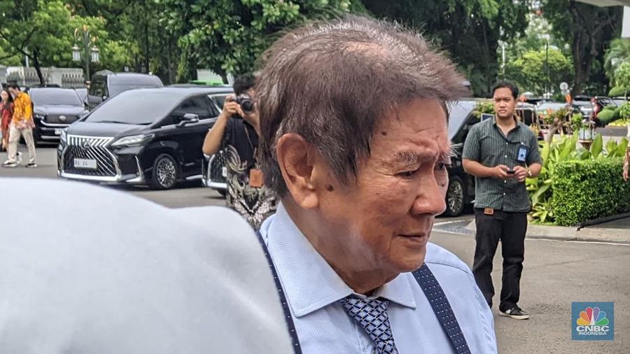 Pengusaha RI, Anthoni Salim menemui Presiden Prabowo Subianto di Istana Kepresidenan. (CNBC Indonesia/Emir Yanwardhana)