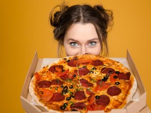Lihat Makanan Enak Langsung Ngiler? Ternyata Ada Alasan Ilmiahnya