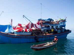 Video: Kapal Rohingya Tenggelam, Ratusan Orang Masih Hilang