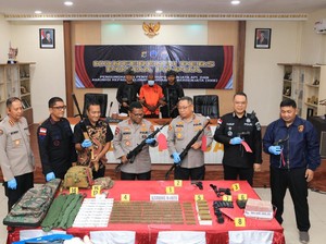 Pecatan TNI Beli Senjata Api-Amunisi Rp 1,3 M untuk KKB Lerimayu Telengen
