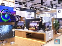 Video: Bunda Merapat! Besok di Transmart TV LED Diskon Rp 3,6 Juta