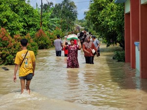 Jalan Penghubung Baturagung-Ringin Kidul Grobogan Putus Diterjang Banjir