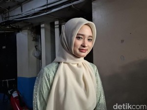 Inara Rusli Belum Ada Teman Spesial, Fokus Upgrade Diri