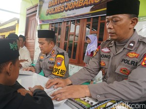 Salut, Polisi di Jombang Ini Relakan Rumah dan Gajinya untuk TPQ