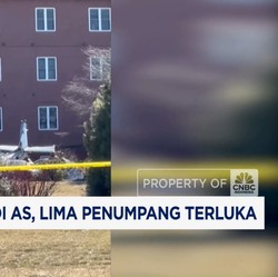 Video: Pesawat Jatuh di AS, 5 Penumpang Terluka