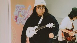 Gustiwiw, Buktiin Ngehits Bukan dari Jalur Ortu