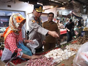 Sidak Pasar Pekan Kedua Ramadan, Ini Temuan Kapolres Mojokerto Kota