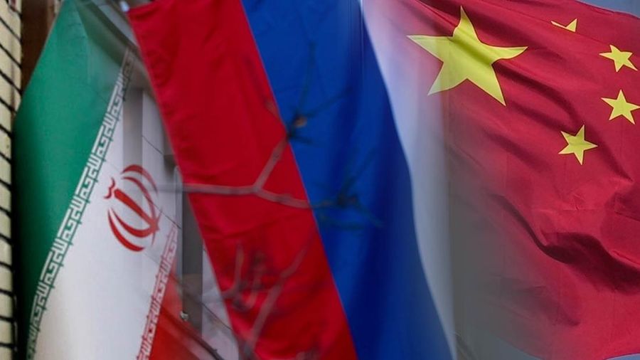 Kolase Bendera Iran, Bendera Rusia, Bendera China. (AP Photo)