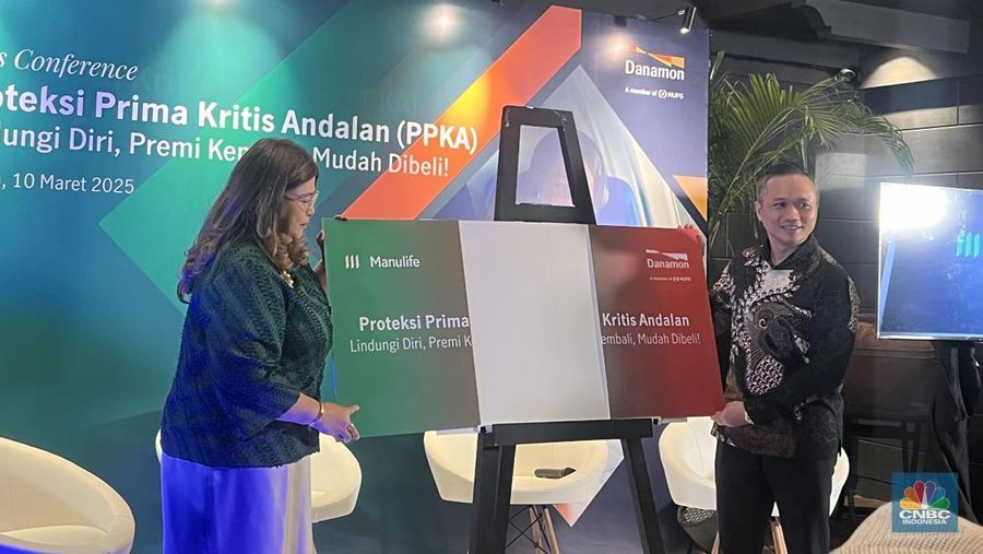 Launching Proteksi Prima Klinis Andalan (PPKA) Manulife Indonesia dan Bank Danamon di Jakarta Pusat, Senin (10/3/2024). (վ/Lynda Hasibuan)