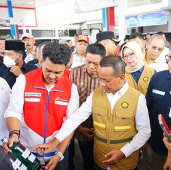 Menteri ESDM Cek Langsung Stok dan Kualitas BBM di Baubau