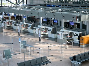 Bandara Jerman Kacau, Penerbangan Dibatalkan, Ratusan Ribu Penumpang Terlantar