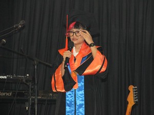 Aci Resti Rasakan Kuliah Bentuk Karakter dan Profesionalisme