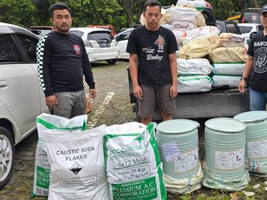 Polda Banten Tangkap Pemasok Sianida ke Tambang Emas Ilegal di Lebak