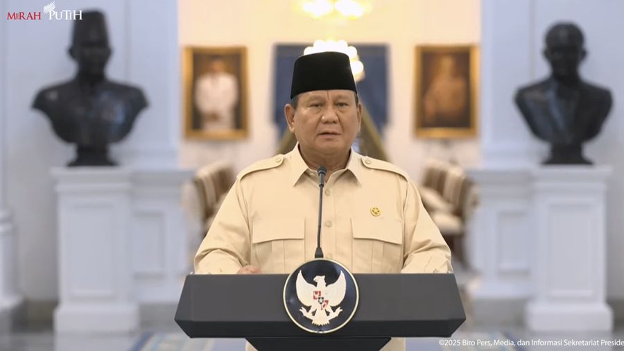 Prabowo Subianto mengumumkan THR & Gaji 13 bagi ASN, PPPK, Hakim, TNI Polri, & Pensiunan Tahun 2025, 11 Maret 2025. (Tangkapan layar youtube Setpres RI)