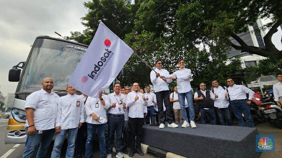 President Director and Chief Executive Officer Indosat Ooredoo Hutchison, Vikram Sinha dalam media Update Ekspedisi Jaringan Andal di Kantor Indosat, Jakarta, Selasa (11/3/2025). (CNBC Indonesia/Intan Rakhmayanti Dewi)
