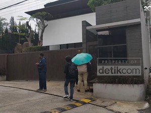 KPK Geledah Rumah Ridwan Kamil, Ada Apa?