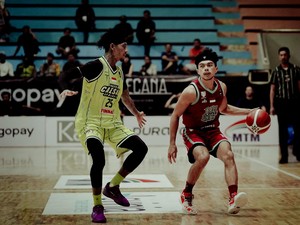 Melempem di Akhir; Bali United Basketball Ditekuk Pasific Caesar 89-24