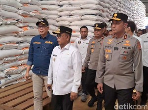 Gubernur Banten-Kapolda Cek Gudang Bulog Pastikan Stok Beras Aman