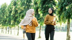 Rutinitas Pagi untuk Hilangkan Lemak di Perut, ini Tips & Triknya